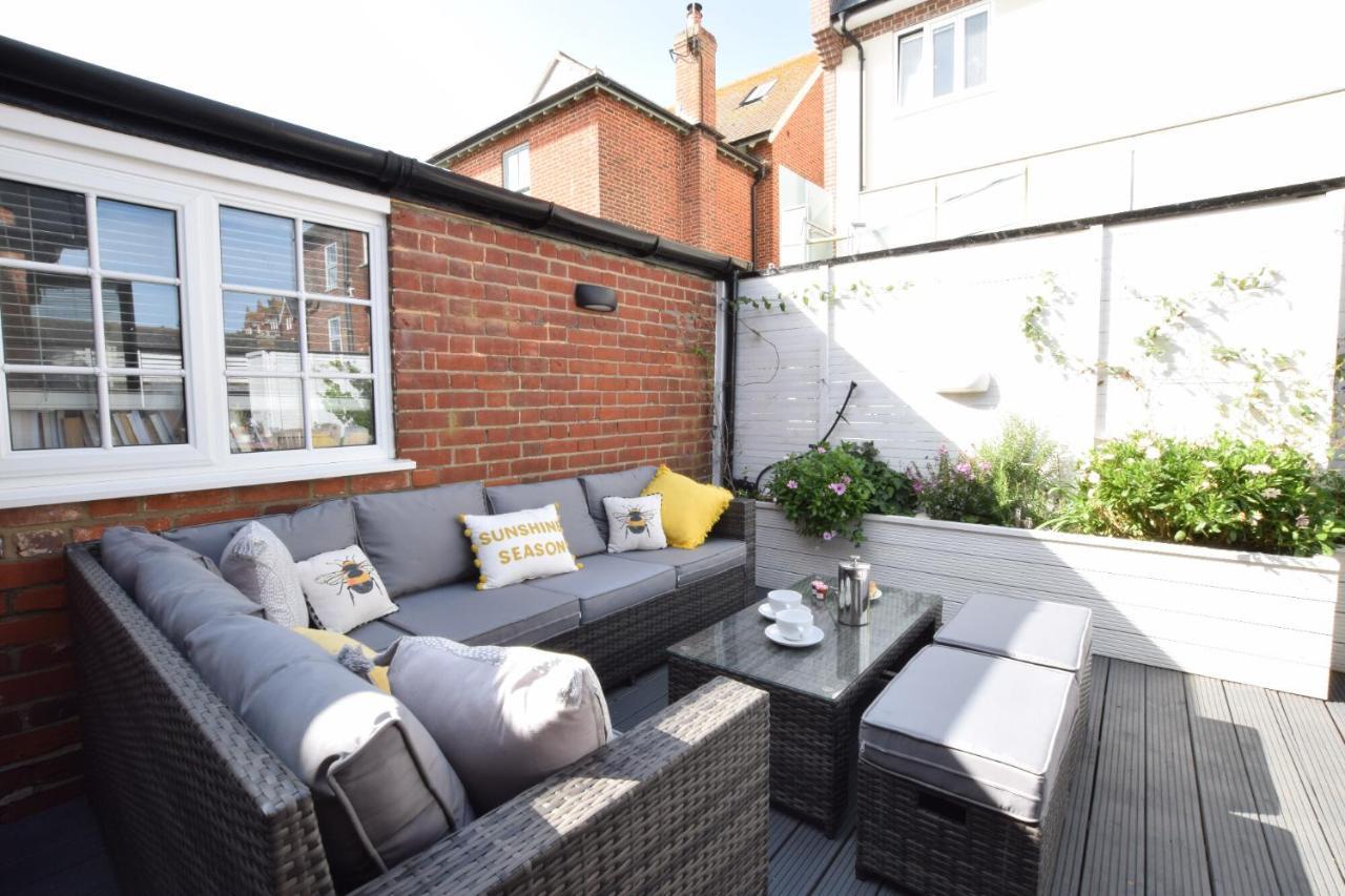 Regatta Lookout Apartment Aldeburgh Exterior photo